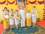 พิธีพระราชทานพระบรมฉายาลักษณ์ ร.10